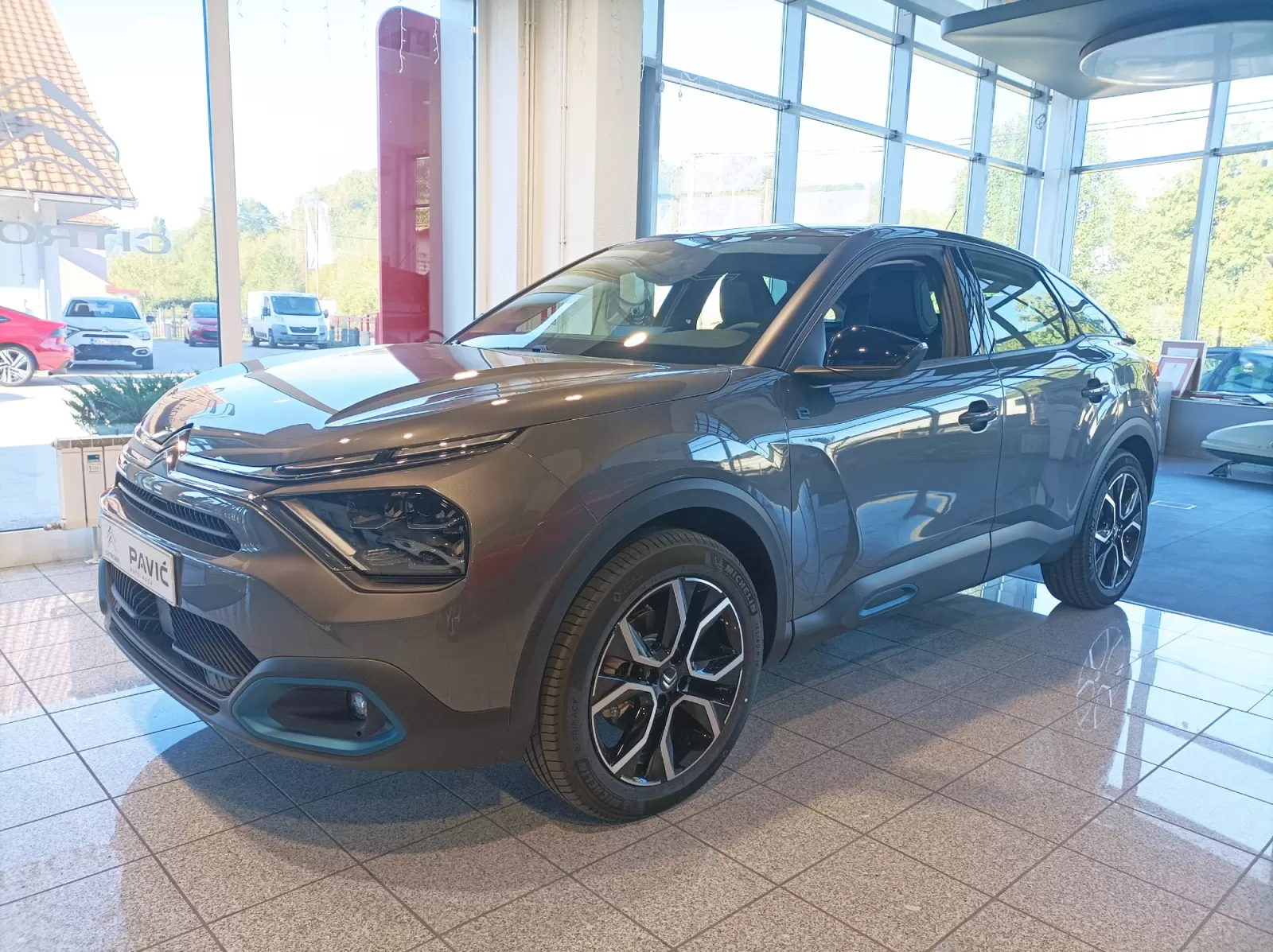 C4 FEEL Pack Elektricna 136